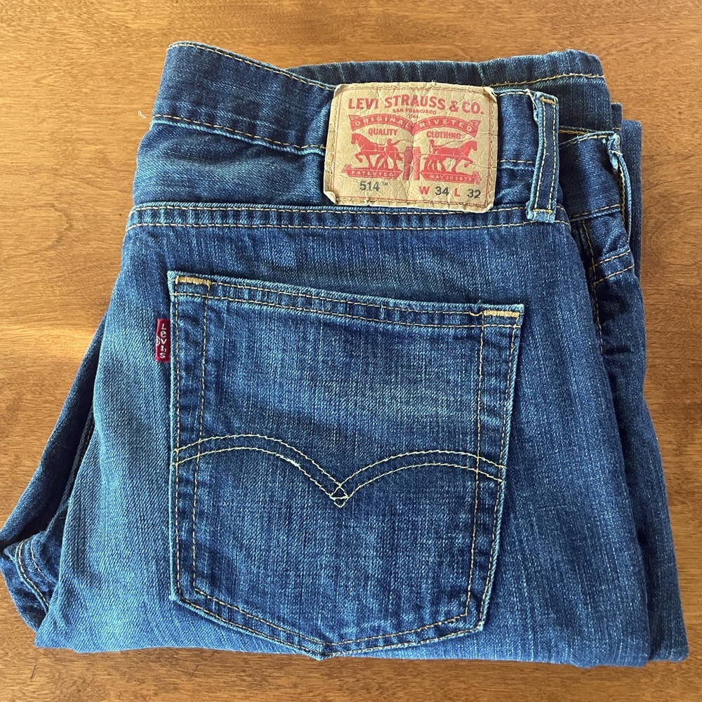 Men’s Levi’s 514 dark straight 34x32 denim jeans